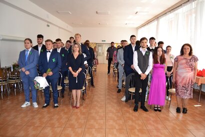 SLÁVNOSTNÉ VYRADENIE ABSOLVENTOV